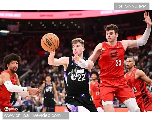 菲利波夫斯基与夏普联手发威爵士加时逆转战胜开拓者 菲利波夫斯基与夏普联手发威爵士加时逆转战胜开拓者